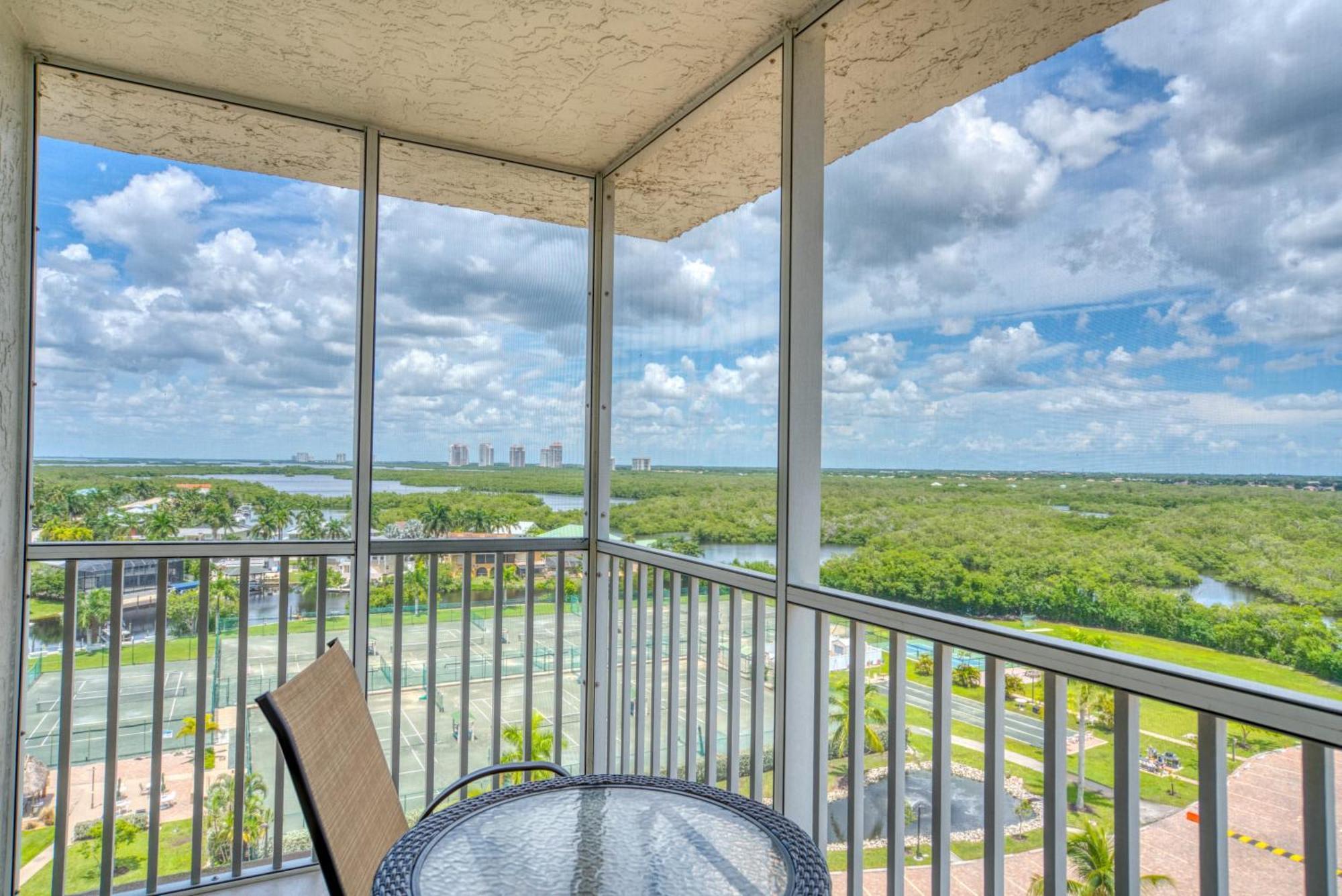 Penthouse On The Bay 4002 Hébergement de vacances